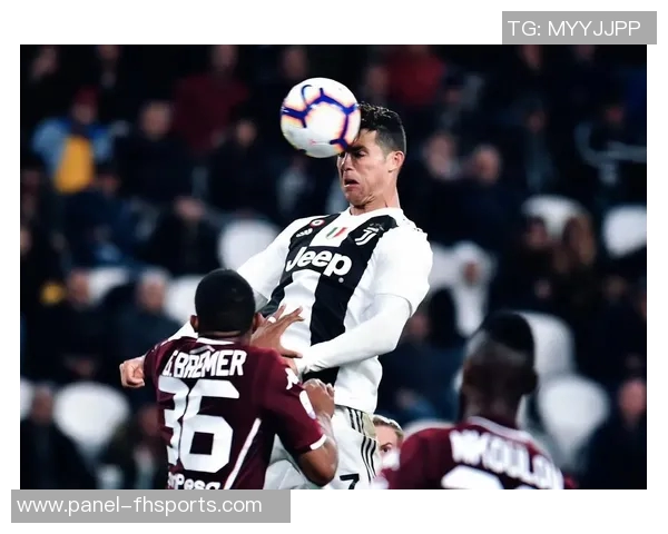 足球头球技巧解析如何在比赛中提升你的头球能力与准确性